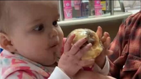 Baby discovers she loves ice-cream!