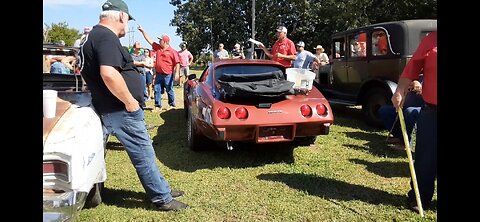 1976 CORVETTE STINGRAY L-82 4 SPEED SELLS AT AUCTION