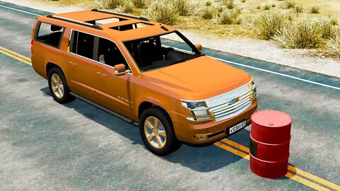 Chevrolet Tahoe vs Explosive Barrel – BeamNG.Drive