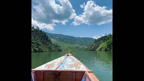 KASHMIR LAKE