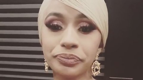 Cardi B REACTS To Offset CRASHING Her Concert & Trying To Win Her Back!