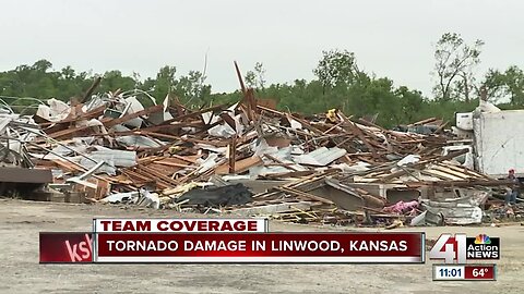Apparent tornado destroys homes in Linwood, Kansas