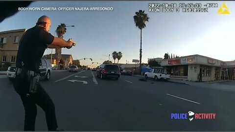 San Diego Police Shoot Uncontrollably In A Populated Area - Total Disregard For Public Safety smh