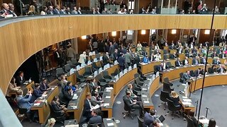 BASED members of the Austrian Parliament walk out when Volodymyr Zelenskyy started to speak! 🤣