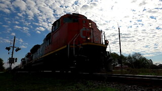 Manifest Train 501 CN 8825 & CN 2285 Westbound In Sarnia