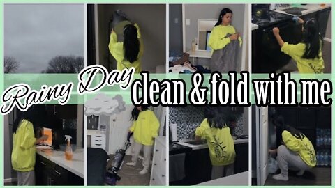 RAINY DAY CLEAN & FOLD WITH ME 2022 | ENTIRE APARTMENT CLEAN WITH ME + LAUNDRY MOTIVATION | ez tingz