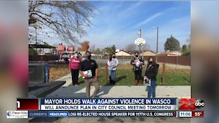 Mayor holds walk against violence in Wasco