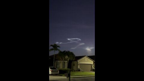 Sky Rockets in Flight- Shot Vertically #starlink #satellites #spacex