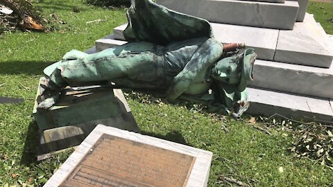 Hurricane Laura Topples Confederate Statue In Louisiana