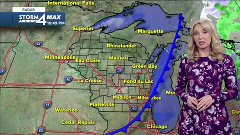 Slight breeze and cool Thanksgiving night