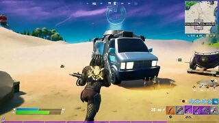 The Predator put a Bounty on a Ramdo! / FORTNITE / MCvsAvsPvsT