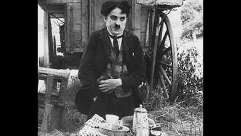 Charlie Chaplin in the Vagabond(1916)
