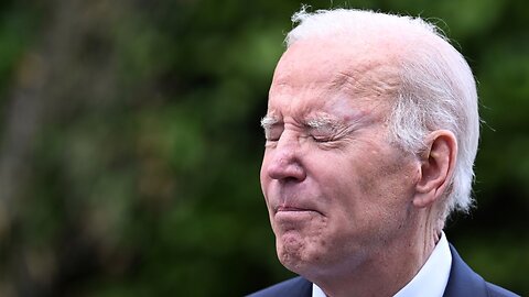 "Someone save him" Joe Biden Caught making 'No Sense' again