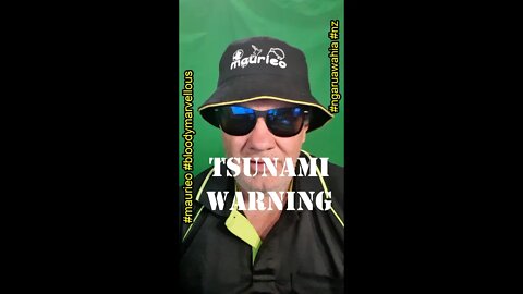 maurieos #shorts TSUNAMI WARNING REACTIONS