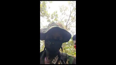 Disturbing video of #Fulani terrorism kidnappers cladded in full military uniform