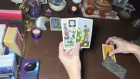 SPIRIT SPEAKS💫MESSAGE FROM YOUR LOVED ONE IN SPIRIT #85 ~ spirit reading with tarot