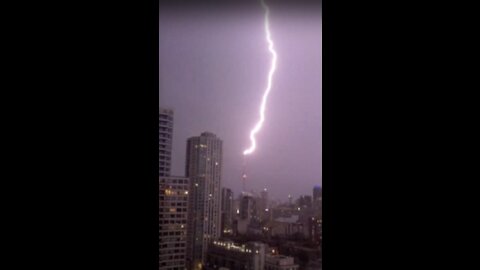 Huge Lightning Strikes: CN Tower