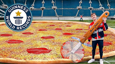 world largest Pizza OMG