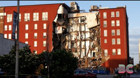 No deaths confirmed, no known people trapped in Iowa building collapse