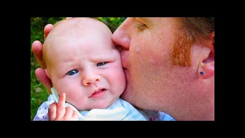 Hilarious Dads - Funny Baby And Daddy