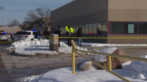 Police: 2 students dead, teacher hurt in Des Moines shooting