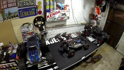 To X-MAXX or not to X-MAXX ..... #traxxas #xmaxx #traxxasxmaxx