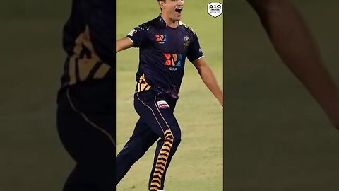 Naseem Shah Left Quetta Gladiators #naseemshah #babarazam #psl2024 #cricket #famtts