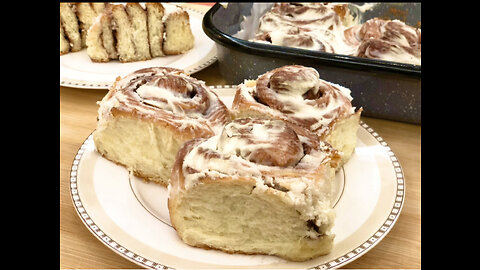 How to Make Homemade Cinnamon Rolls !