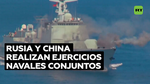 Buques rusos y chinos realizan maniobras para neutralizar un barco y un submarino 'enemigos'