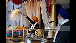 Sikhism Logic: The "BENEFITS" of waving a FAN over a BOOK (Chaur Sahib)