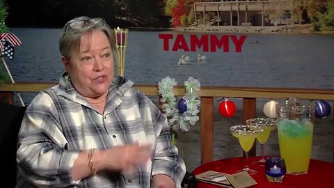 Kathy Bates On Her Late Success: I Was NEVER A BEAUTY (and having a Double mastectomy)