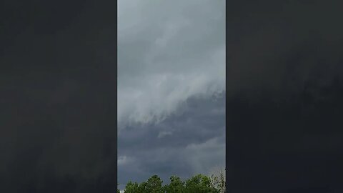 Storm Clouds Have An Eerie Look #shorts