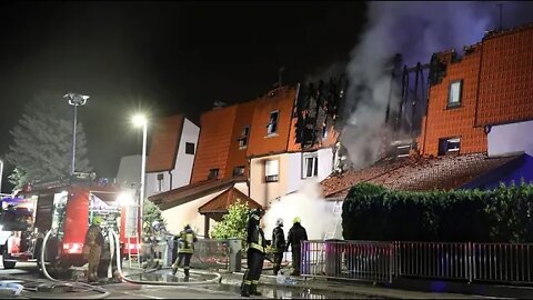 Veliki požar u Zaprešiću, plamen zahvatio kuće u nizu