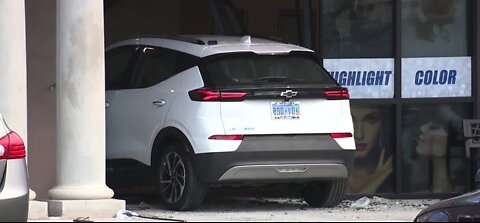 Car plows into hair salon in southwest Las Vegas, police say