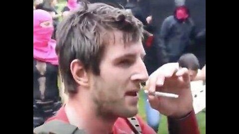 Canadian panman hits antifa with helmet