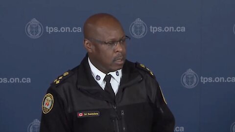 Toronto Police Are Ready To Close Non-Essential Stores That Don't Follow Orders