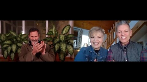 Cabin Chat - The Harts visit with Dov Schwarz