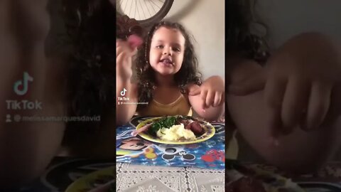 ALIMENTACAO SAUDAVEL INFANTIL , CRIANCA TEM QUE COMER BEM #almoço #criança #viral #shorts