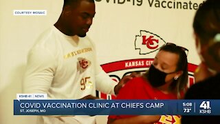 Chiefs and Mosaic Life Care team up for COVID-19 vaccination event, gives out more than 100 doses