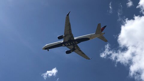 Cool plane flyover