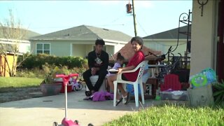 Fort Myers residents deal with power outages