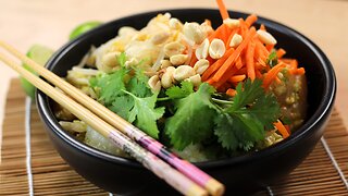 How to make delicious Shrimp Pad Thai