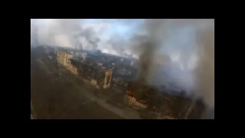 Ataques na cidade de Mariupol, Ucrânia. - Attacks in the city of Mariupol, Ukraine. #Shorts