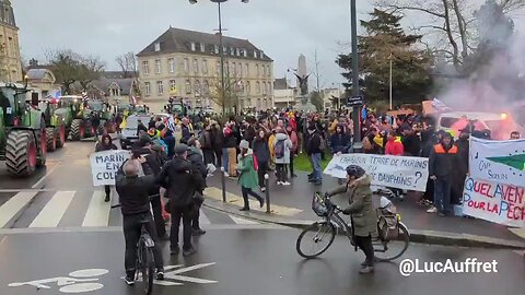 Massive crowd of people on the streets to support the French farmers as fishers now joined Protest