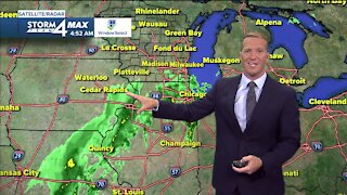 Showers Thursday morning, sunny weekend ahead