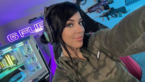 LIVE! Just chatting then some games!