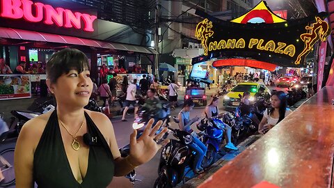 BANGKOKS BEST & BUSIEST PARTY STREET - BEAUTIFUL LADIES & BOYS - SOI 4 (NANA SOI)