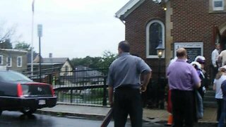 Madonna Della Cava 2012 procession into church