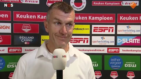 Marinus Dijkhuizen tevreden maar behoedzaam: 'Het lijkt genoeg, maar in voetbal is alles mogelijk.'