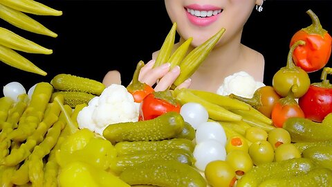 PICKLED VEGETABLES ASMR | VEGGIES PLATTER | EATING SOUNDS NO TALKING | TracyN ASMR